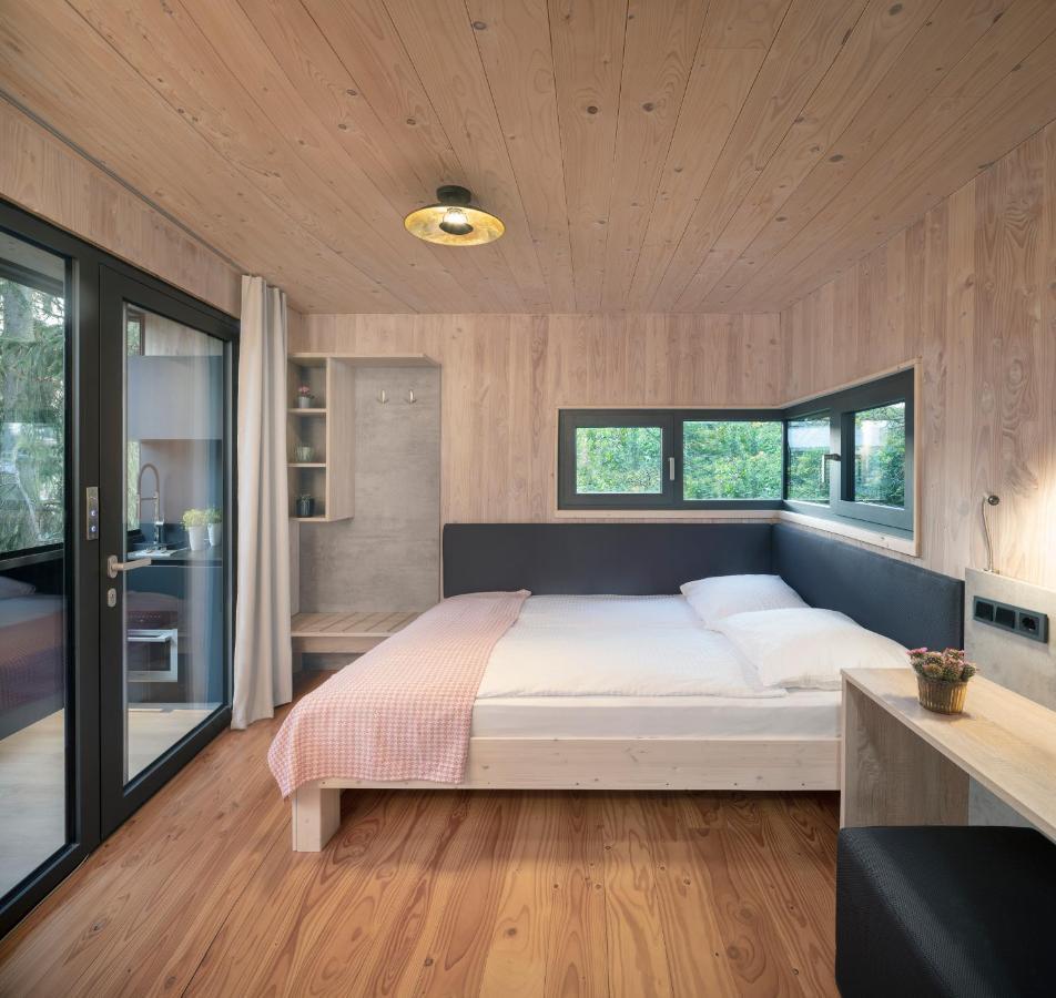 Baumhaus Im Vogelgesang Appartement Heuchelheim-Klingen Buitenkant foto